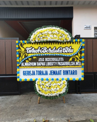 Papan Bunga Duka di Sinarbentang